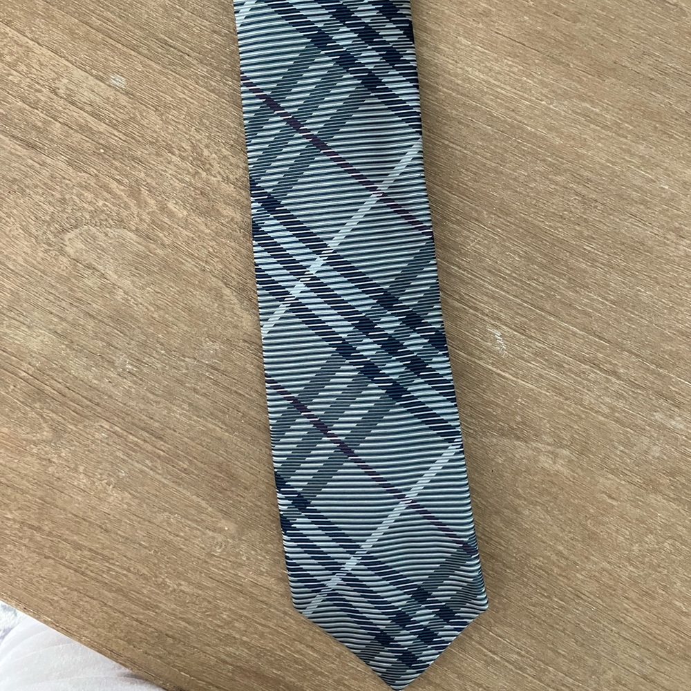Burberry men’s silk plaid tie